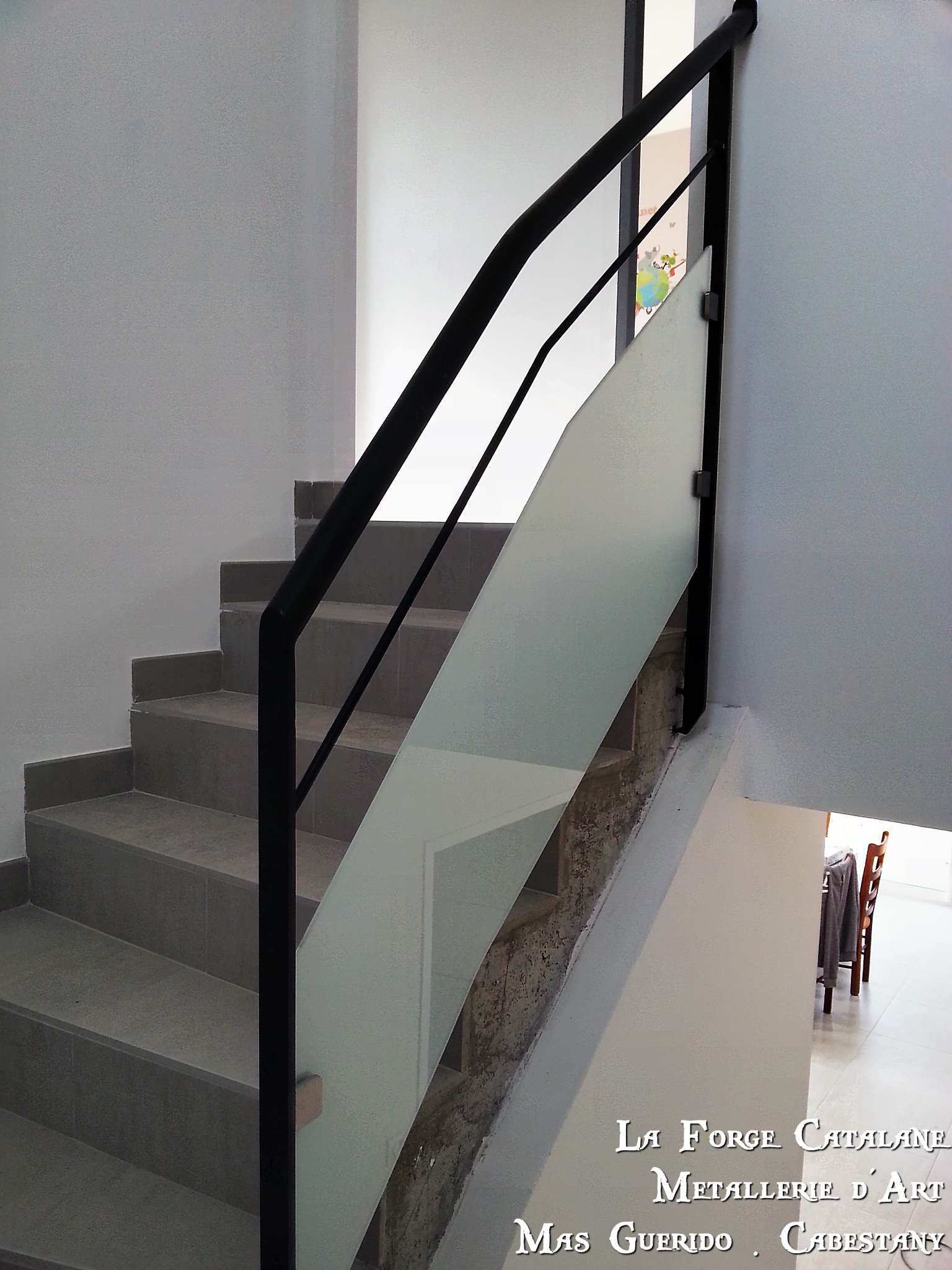 rampant debillarde vitrage tube rond pince forge catalane.jpg